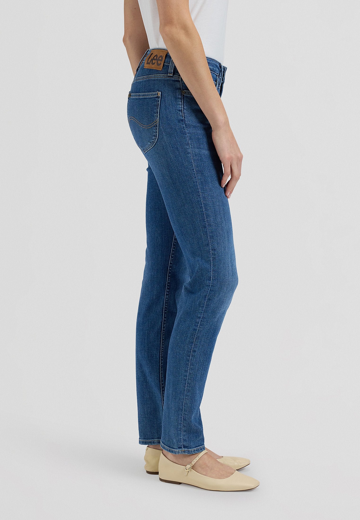 Lee ELLY