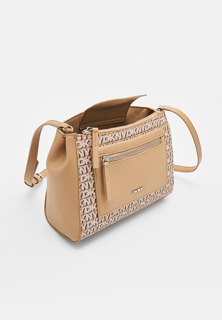 DKNY RADLEY