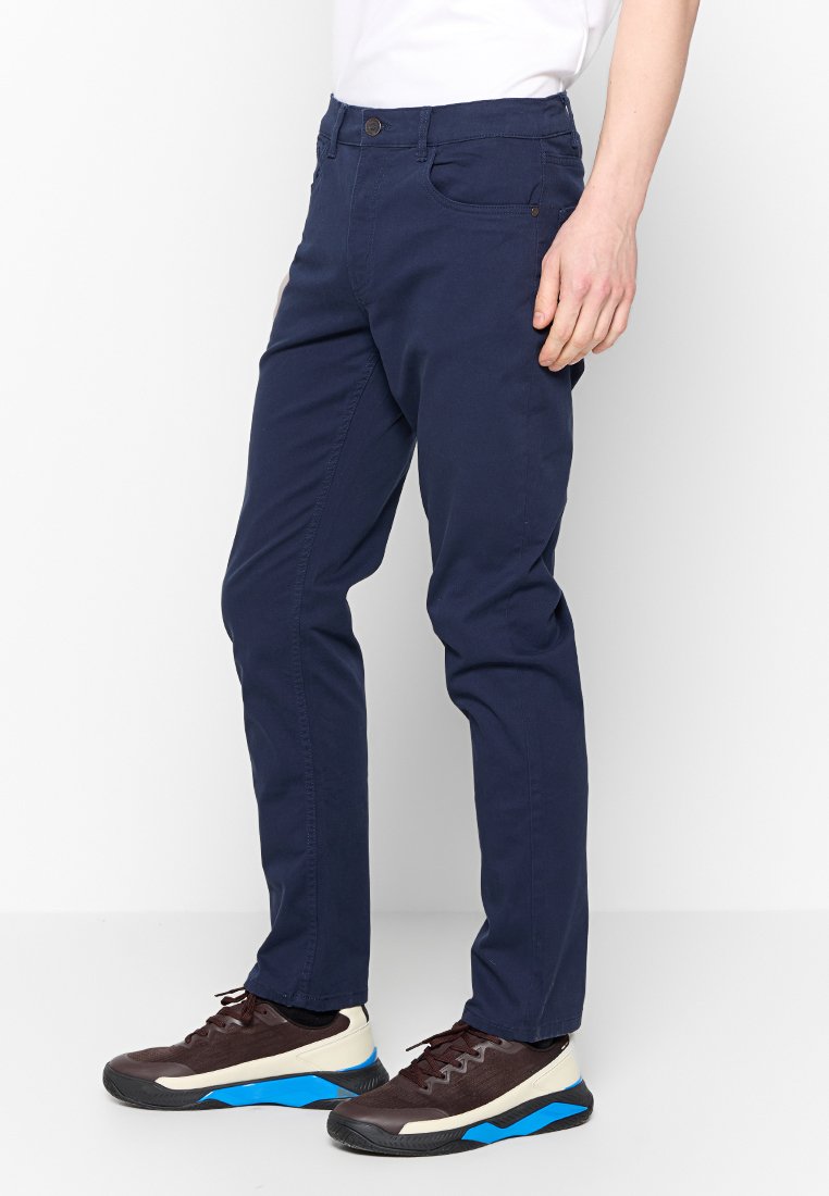 Ben Sherman SLIM FIT