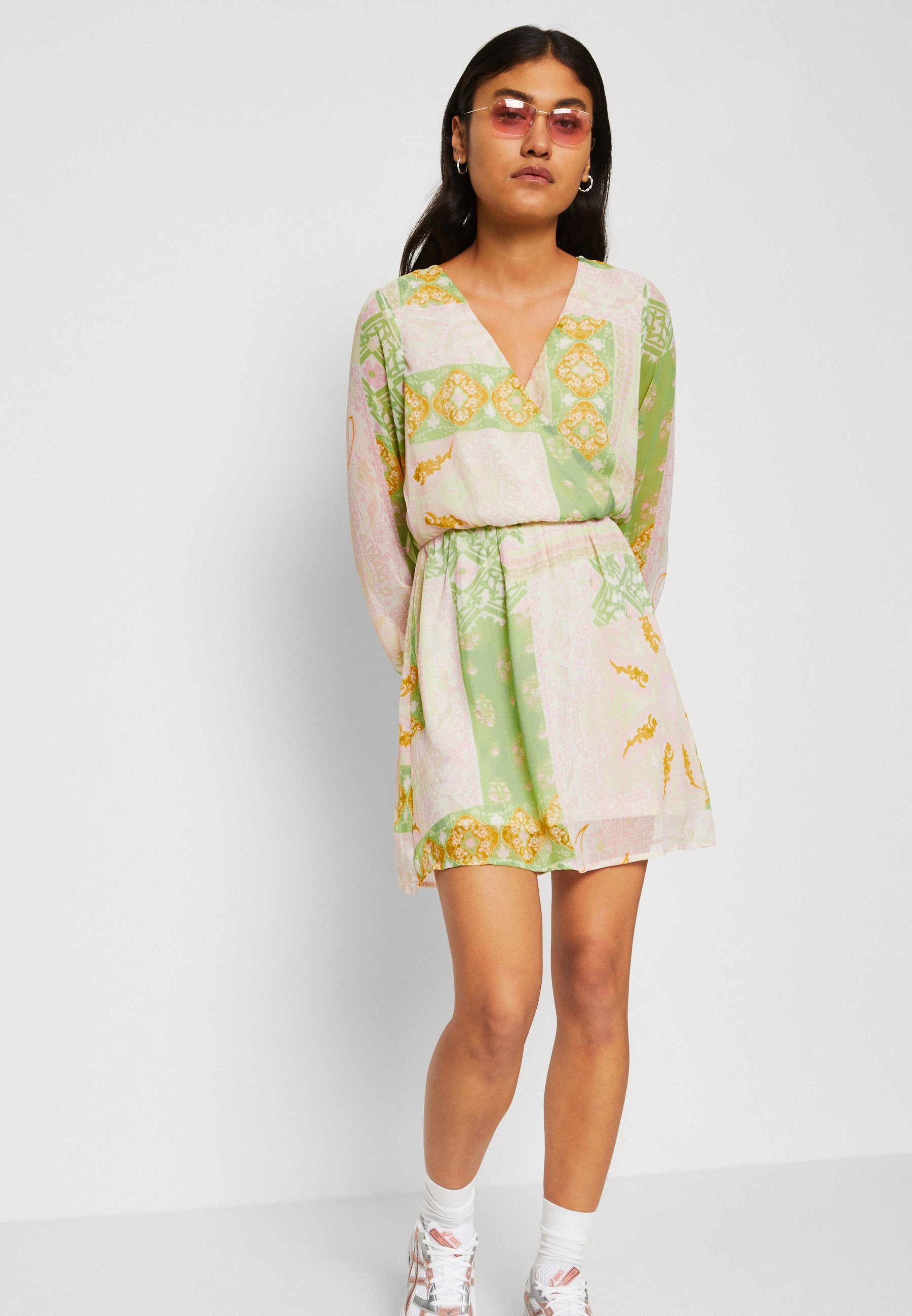 ONLSTELLA PATCH MINI DRESS Media 5