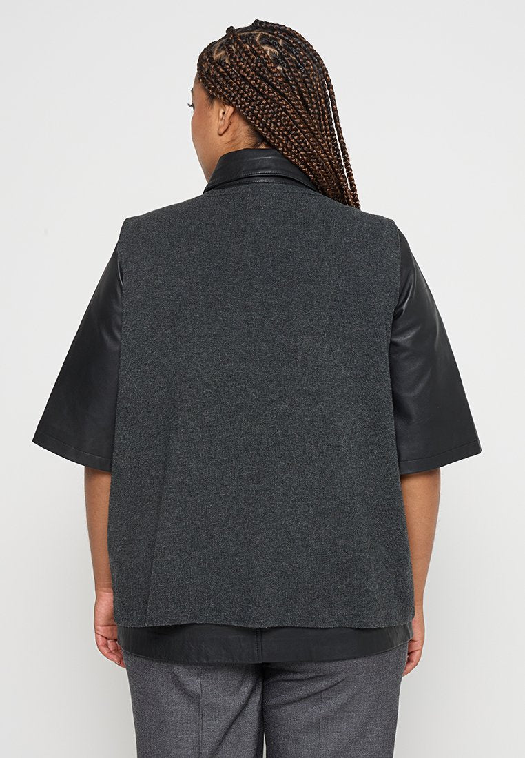 CARBETINA  Media 2