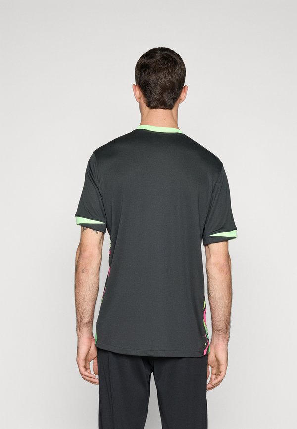 Nike Performance AUS