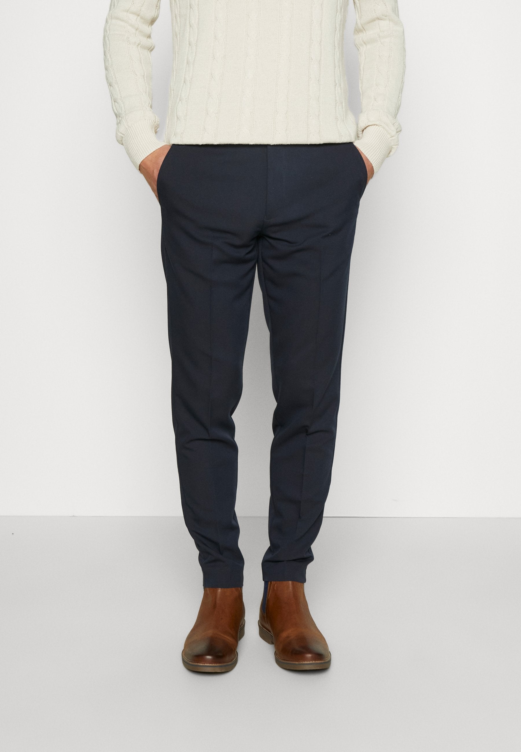 CLUB PANTS Media 4