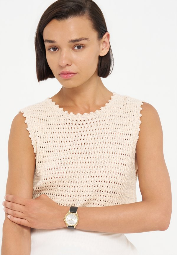 DKNY