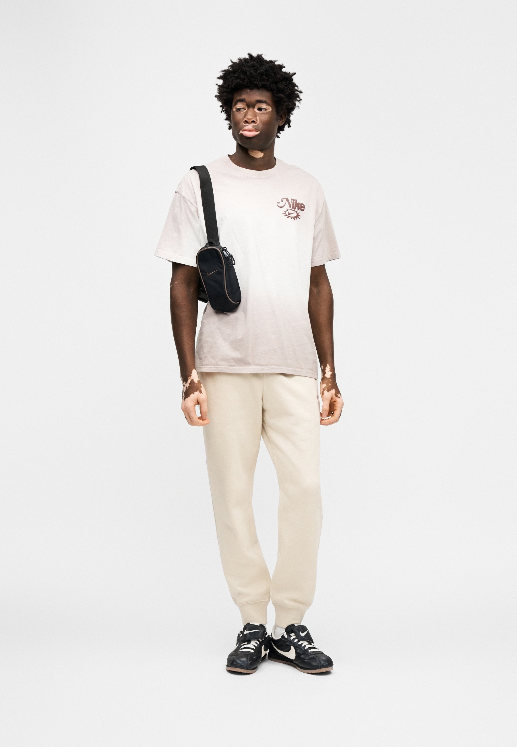 Nike Sportswear TEE DUNK
