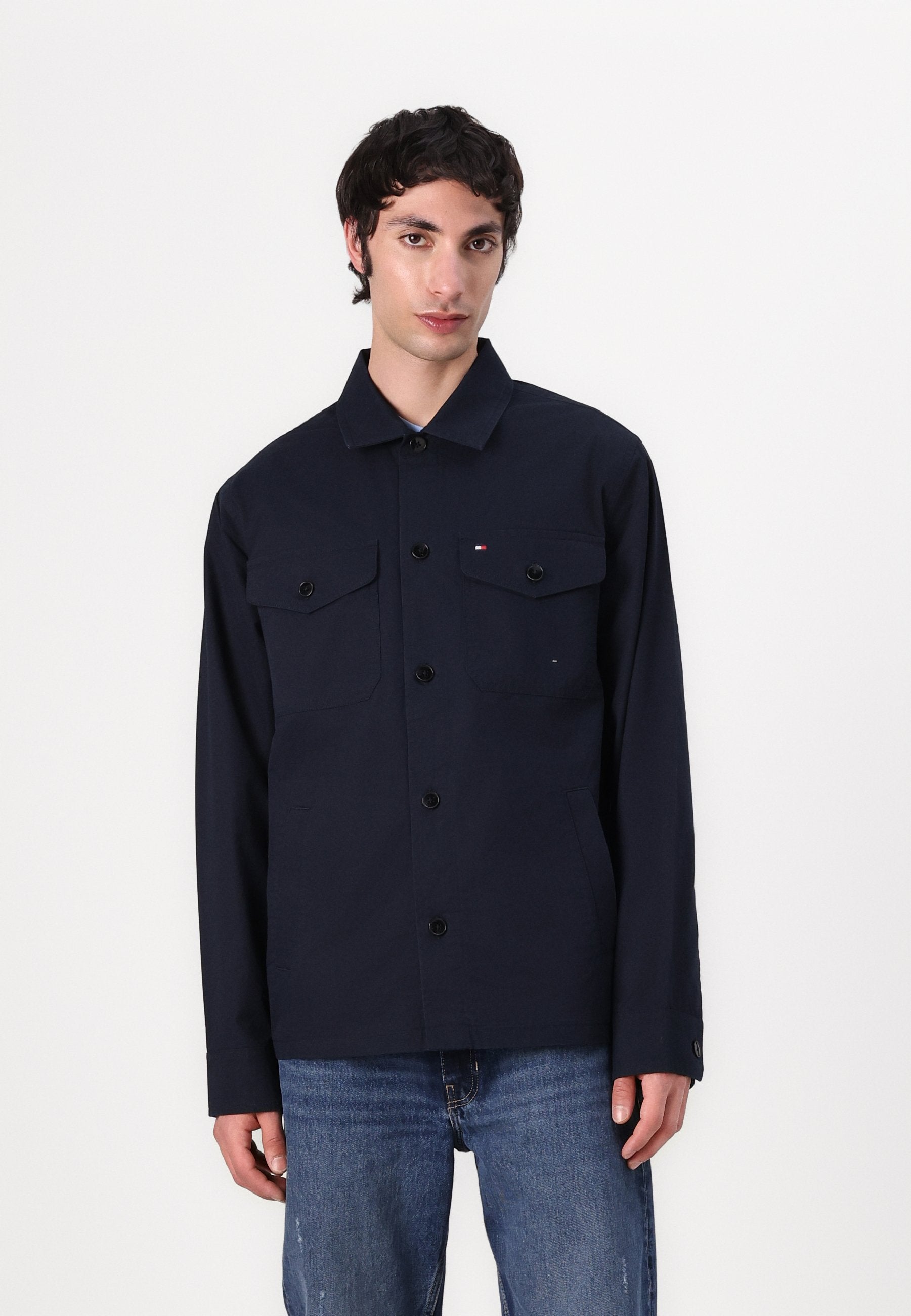 SHIRT JACKET Media 3