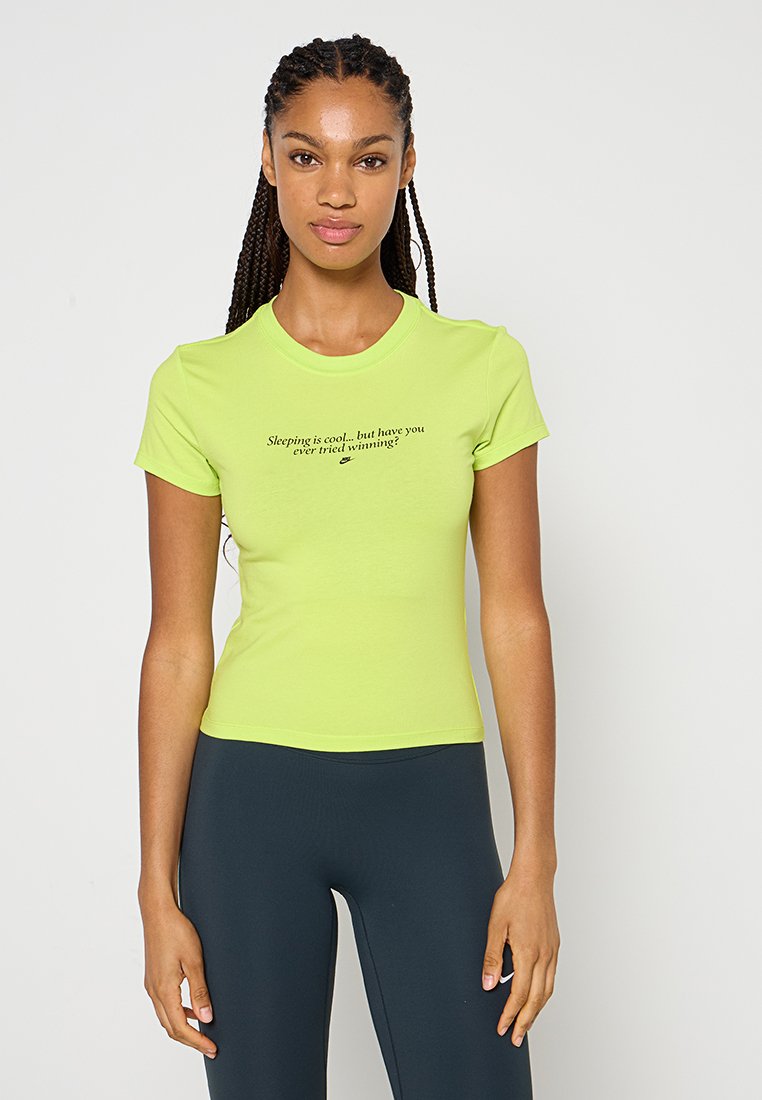 Nike Sportswear SLIM FIT