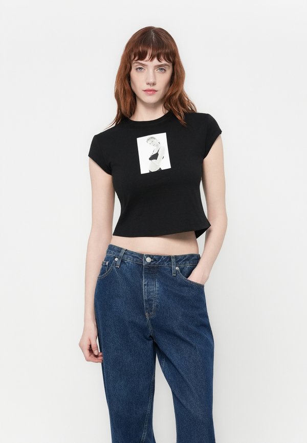 Calvin Klein CLASSIC KATE BABY TEE UNISEX
