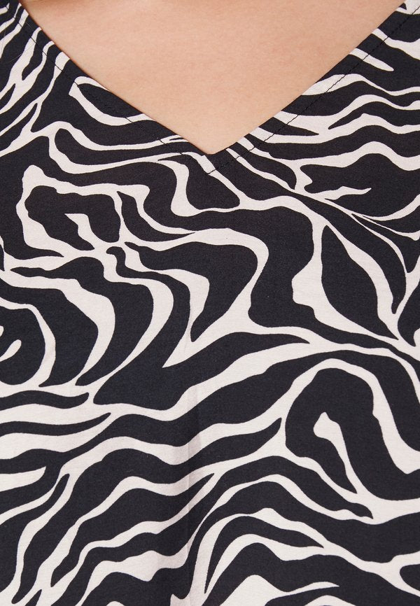 Object Curve OBJLEONORA V-NECK