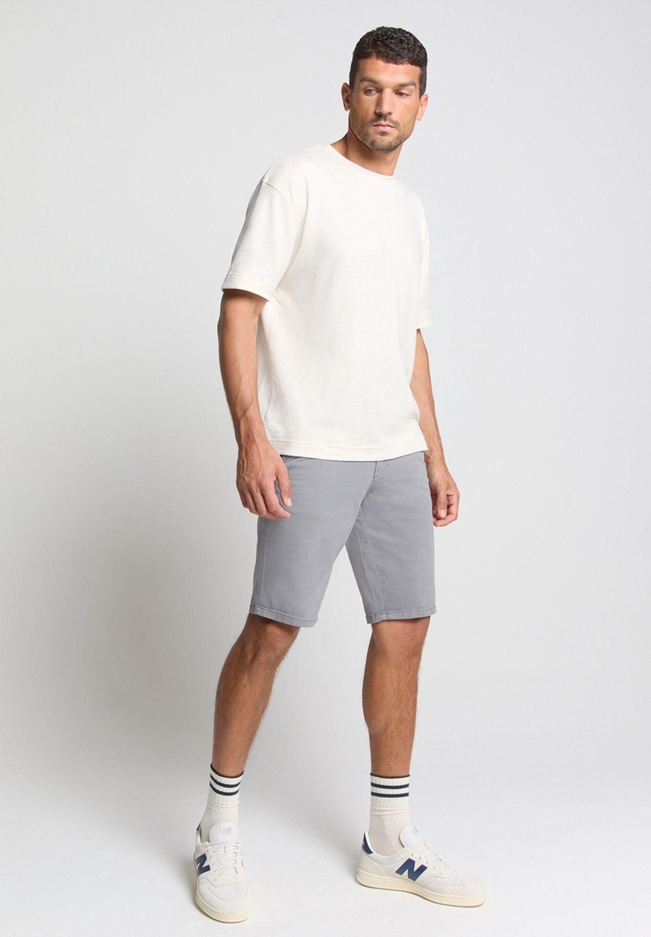 NO EXCESS Shorts Media 2