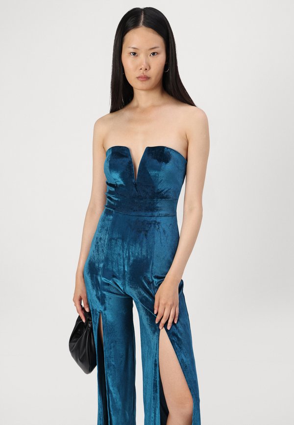 WAL G. ANNA V NECK SPLIT