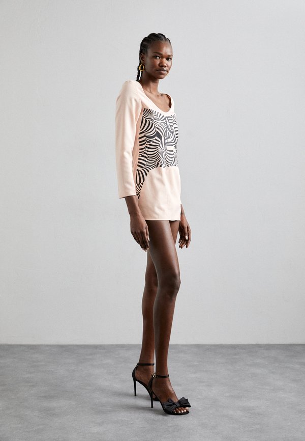 Joseph Ejiro LOOK
