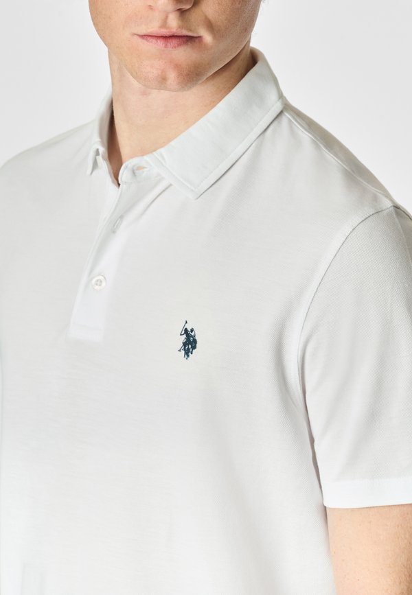 U.S. Polo Assn.  A MANICHE CORTE