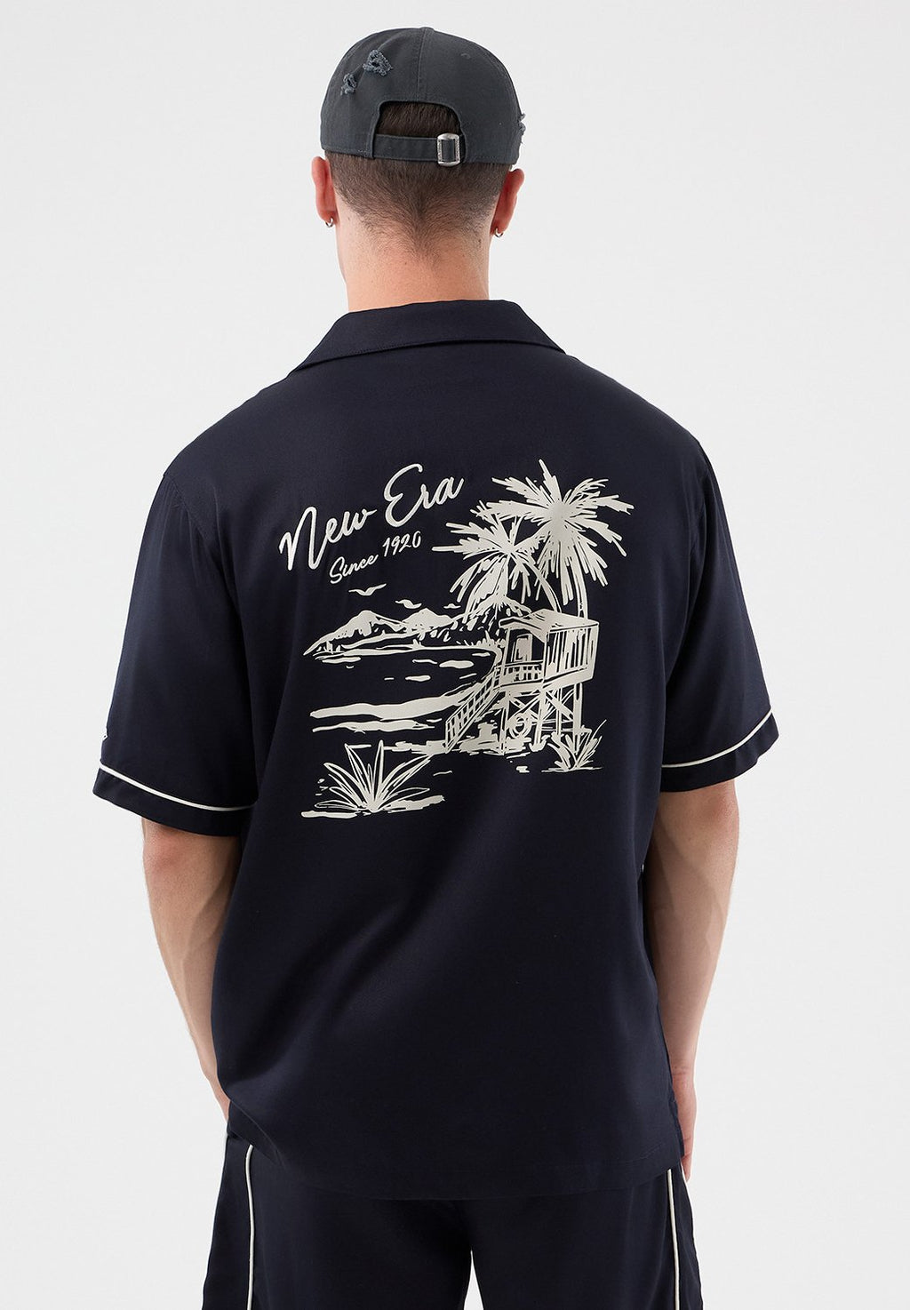 New Era  GRAPHIC SHIRT UNISEX