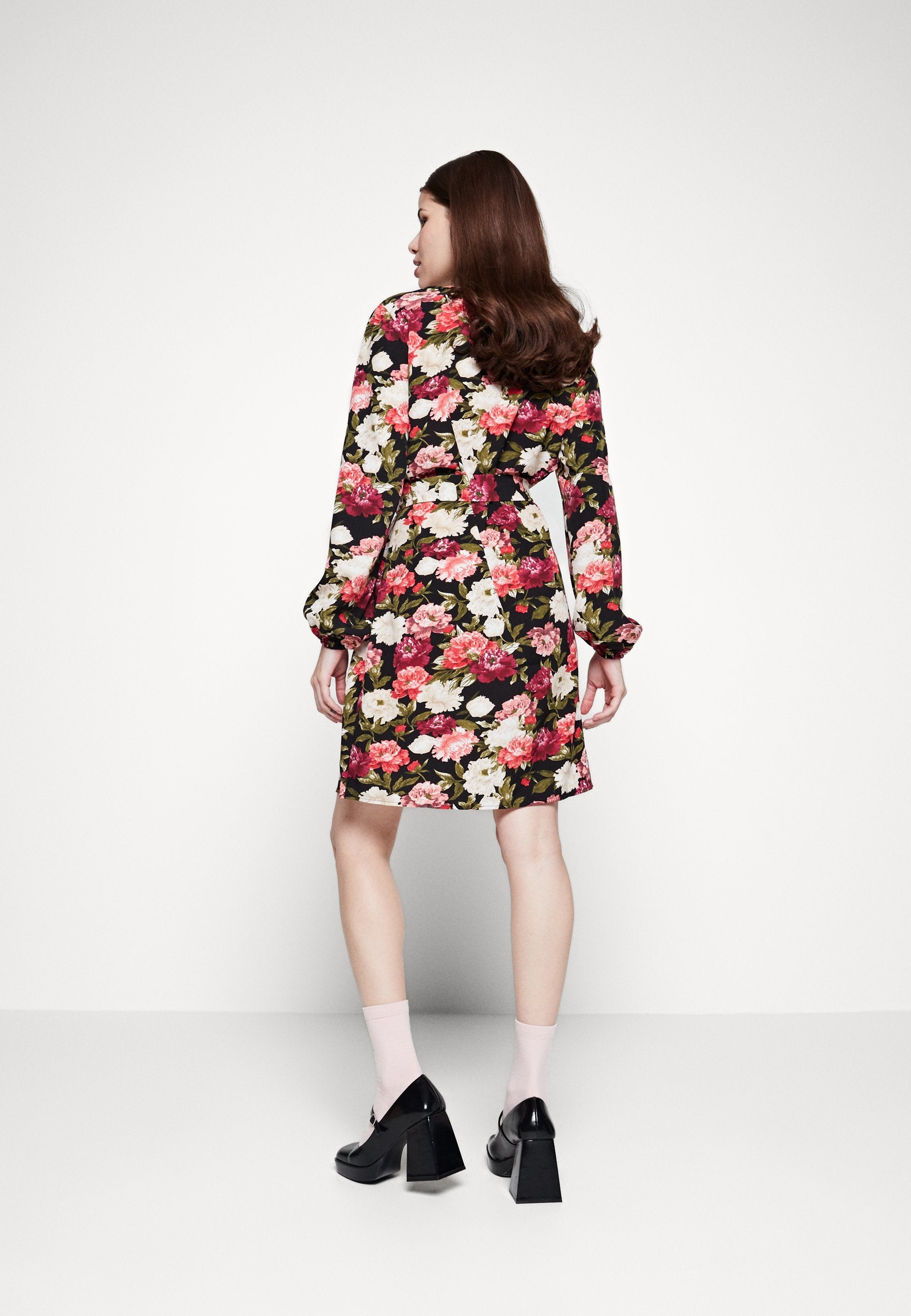 VILA VIFLORA V NECK BELT DRESS