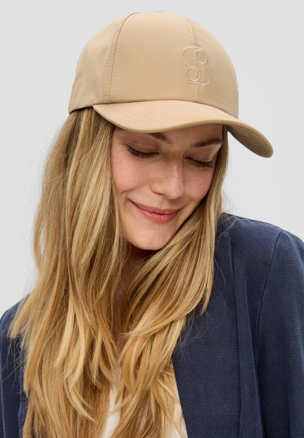 s.Oliver ORNÉE LOGO BRODÉ - Cap - beige