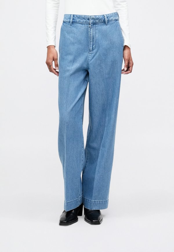 Calvin Klein ULTRA HIGH PLEATED TROUSER ASTOR