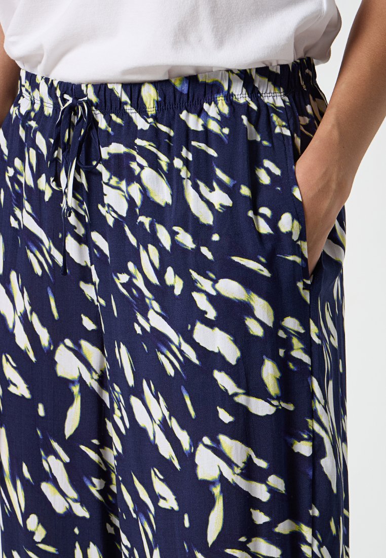 DKNY Loungewear