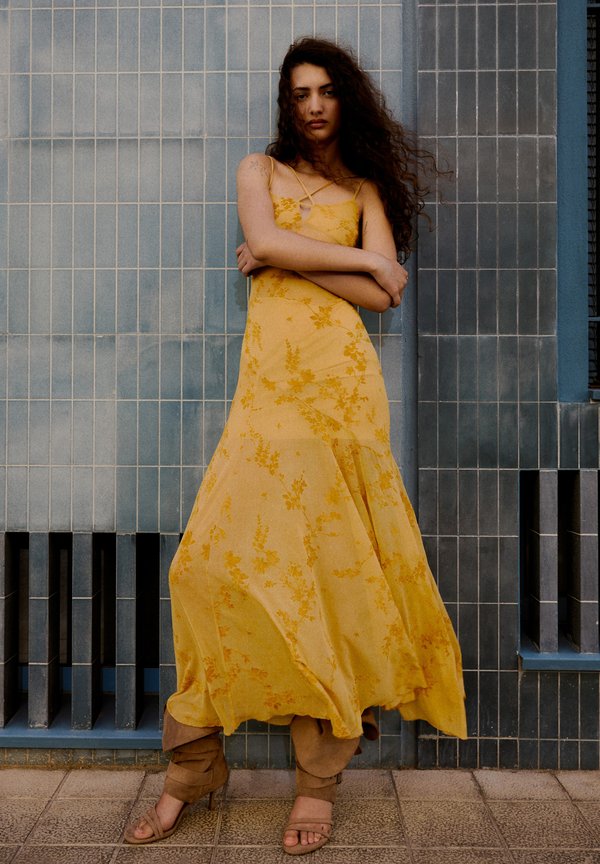Bershka DRESS - Day dress - mottled light yellow