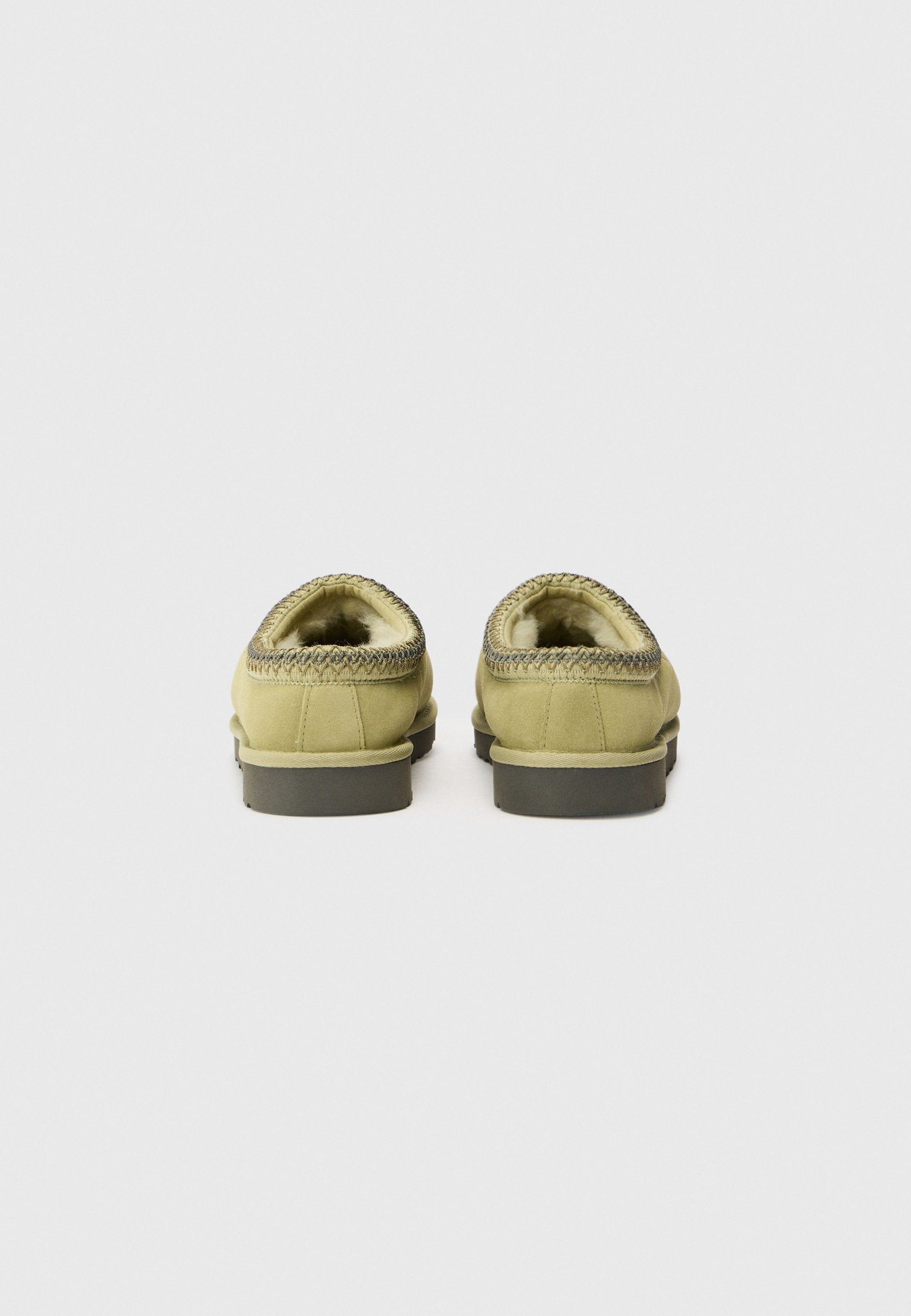 UGG TASMAN II