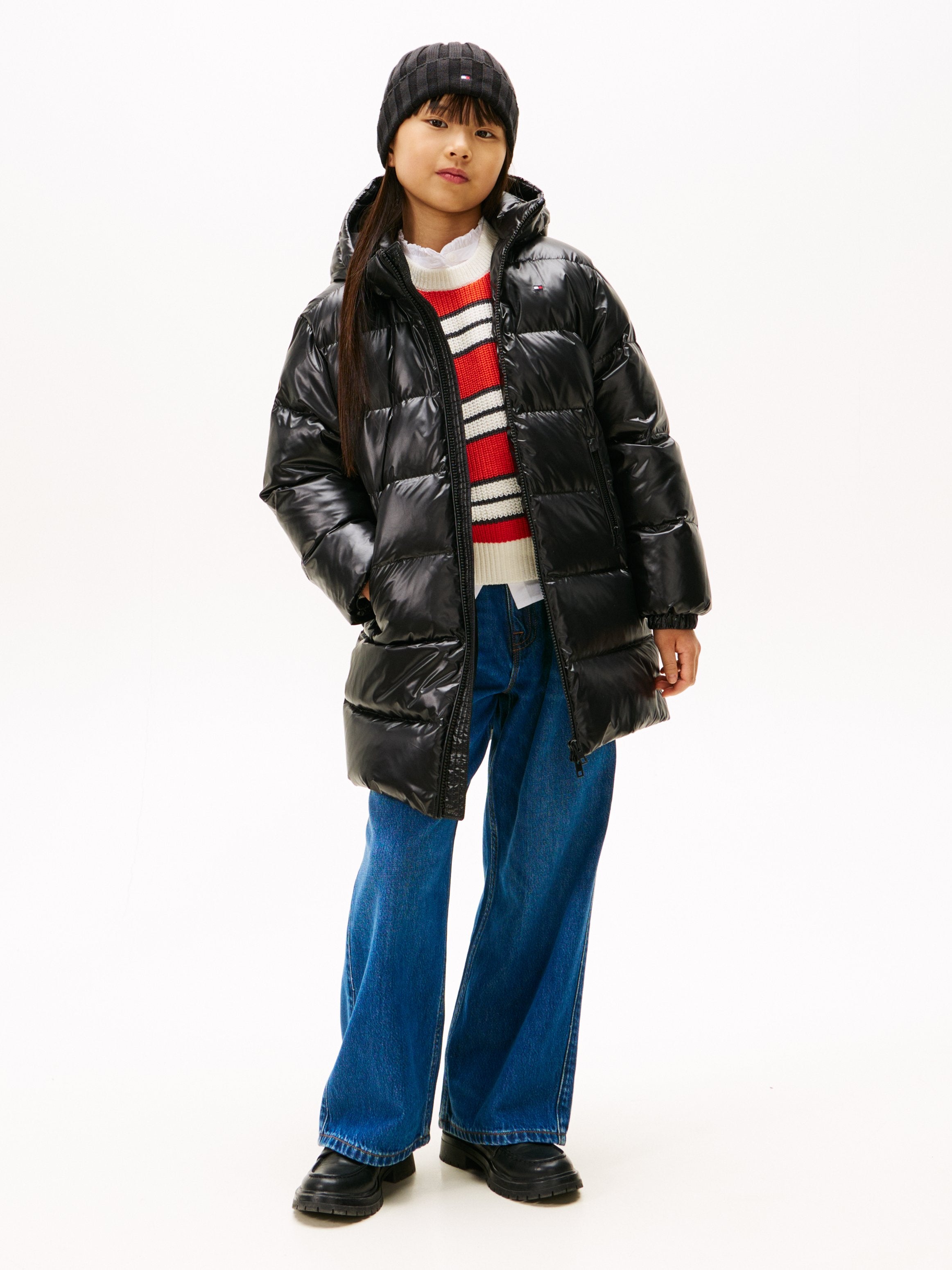 ESSENTIAL LONG DOWN JACKET Media 2