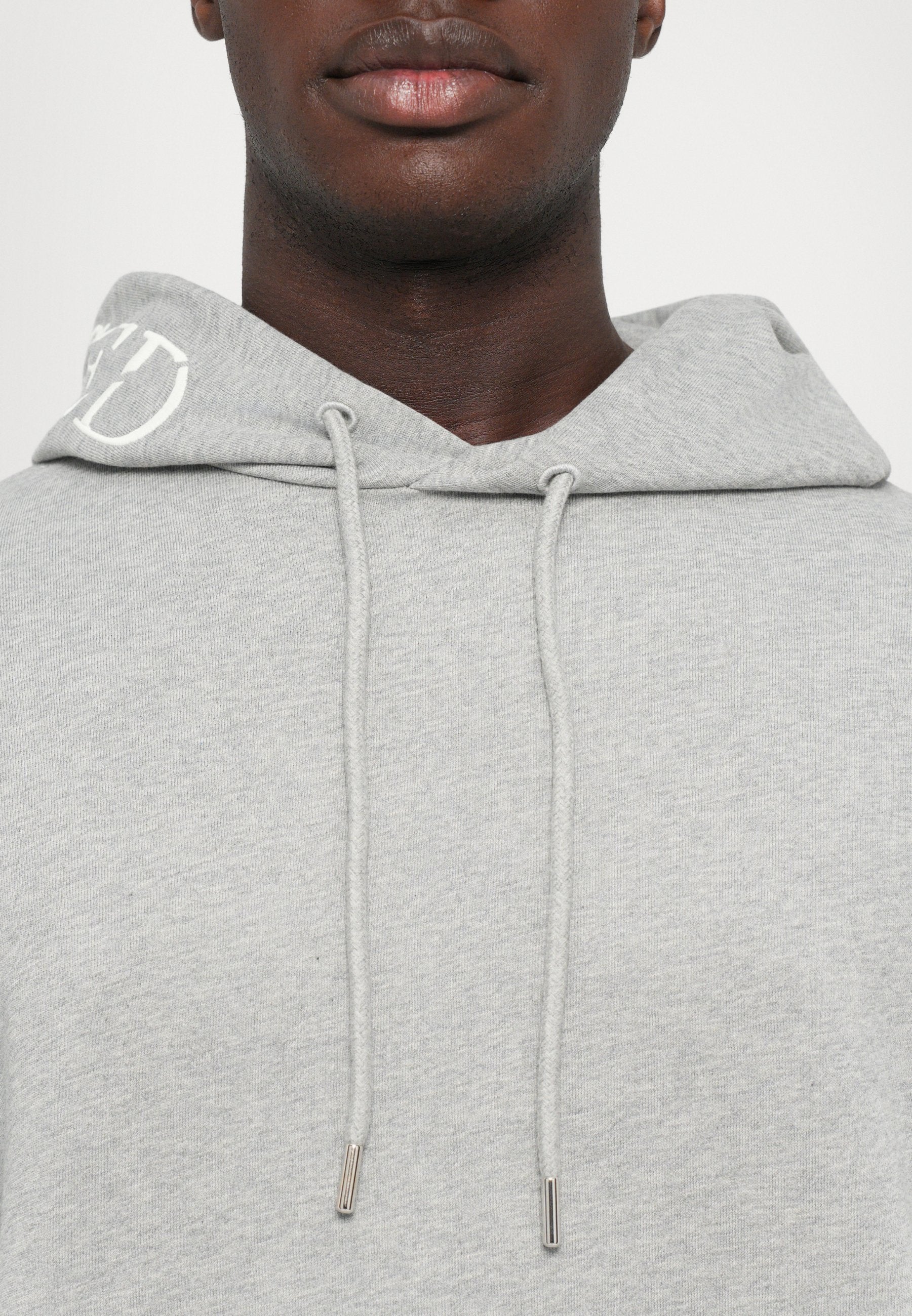 CLOSED EMBROIDERED HOODIE