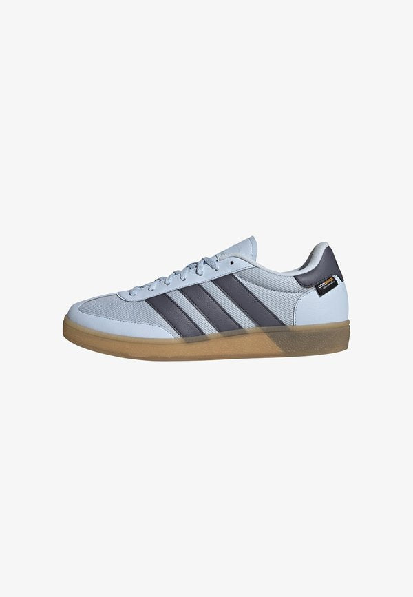 adidas Performance ADIDAS PERFORMANCE TRAINING SPEZIAL UNISEX - Training shoe - crystal sky   aurora onix   crystal sky
