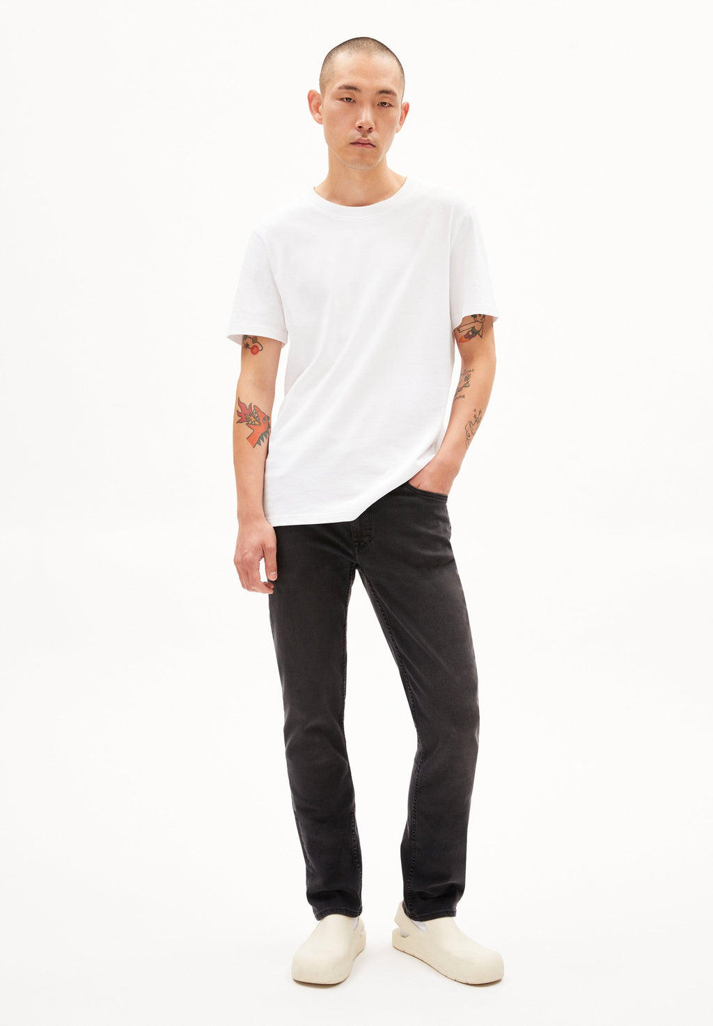 IAAN X STRETCH Media 2