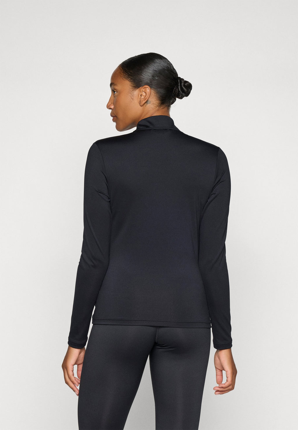 Reebok TRAIN TRACK JACKET
