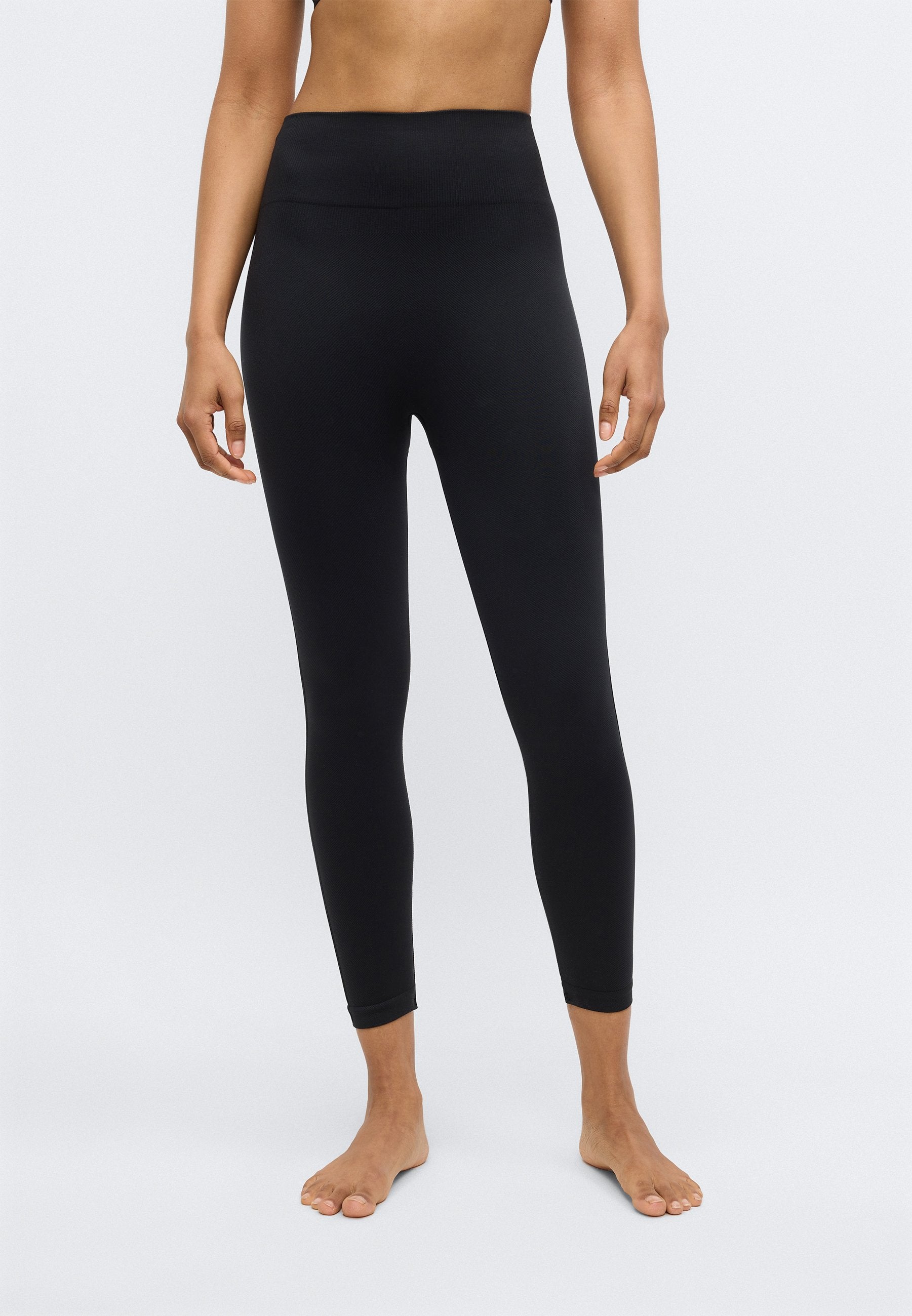 Spanx NEW SEAMLESS REGULAR