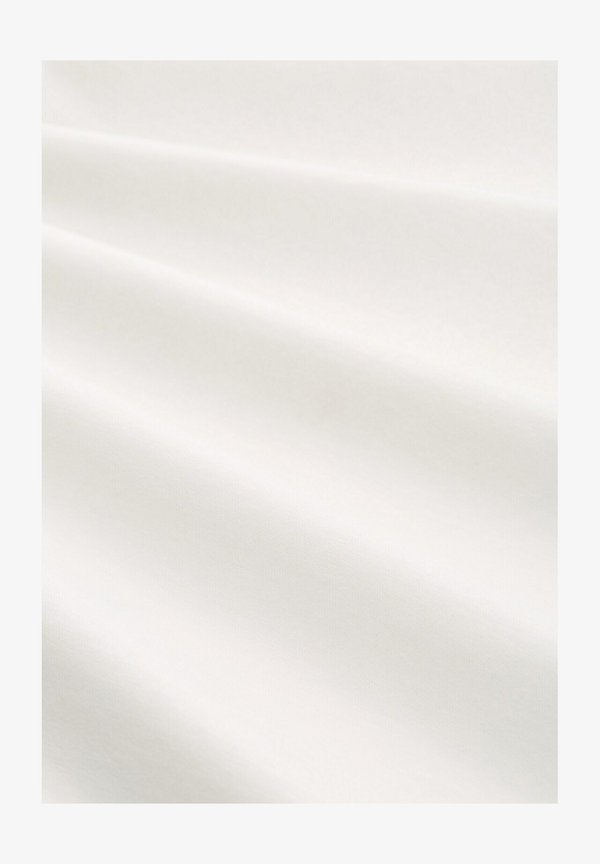 TOM TAILOR DROP SHOULDER CHEST  - Basic T-shirt - soft clear white