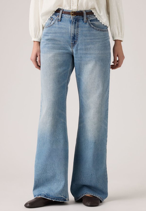 Levi's® LOOSE BOOT - Flared Jeans - easy days