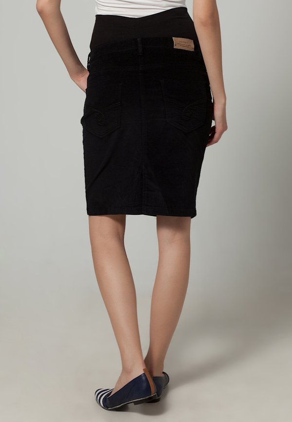 Esprit Maternity