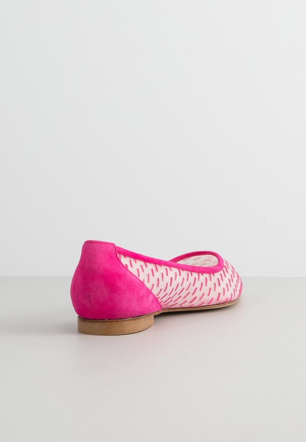 Stuart Weitzman TASHA