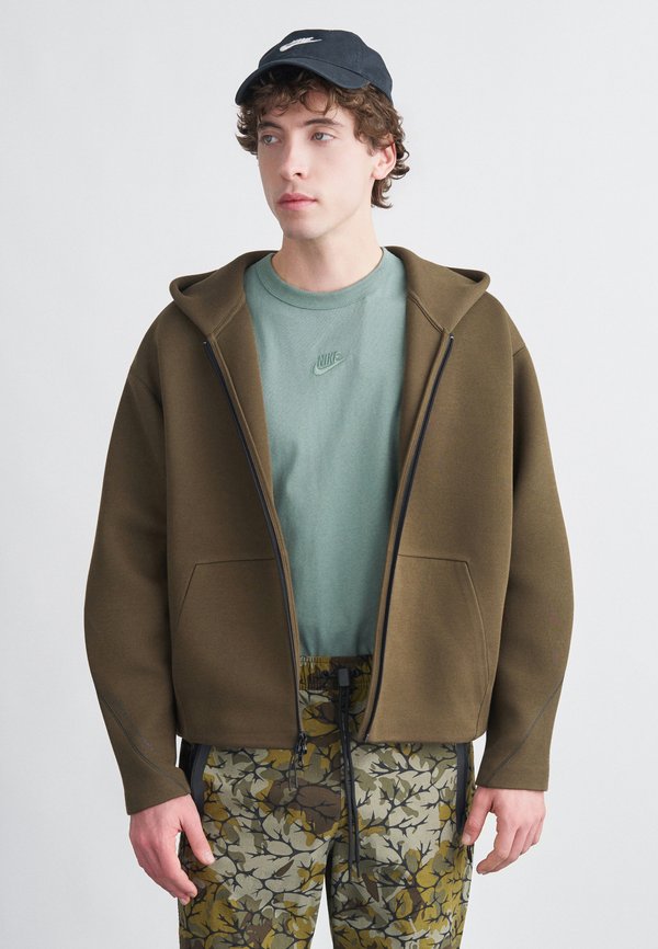 Nike Sportswear ERGO - Zip-up sweatshirt - dark hazel/black