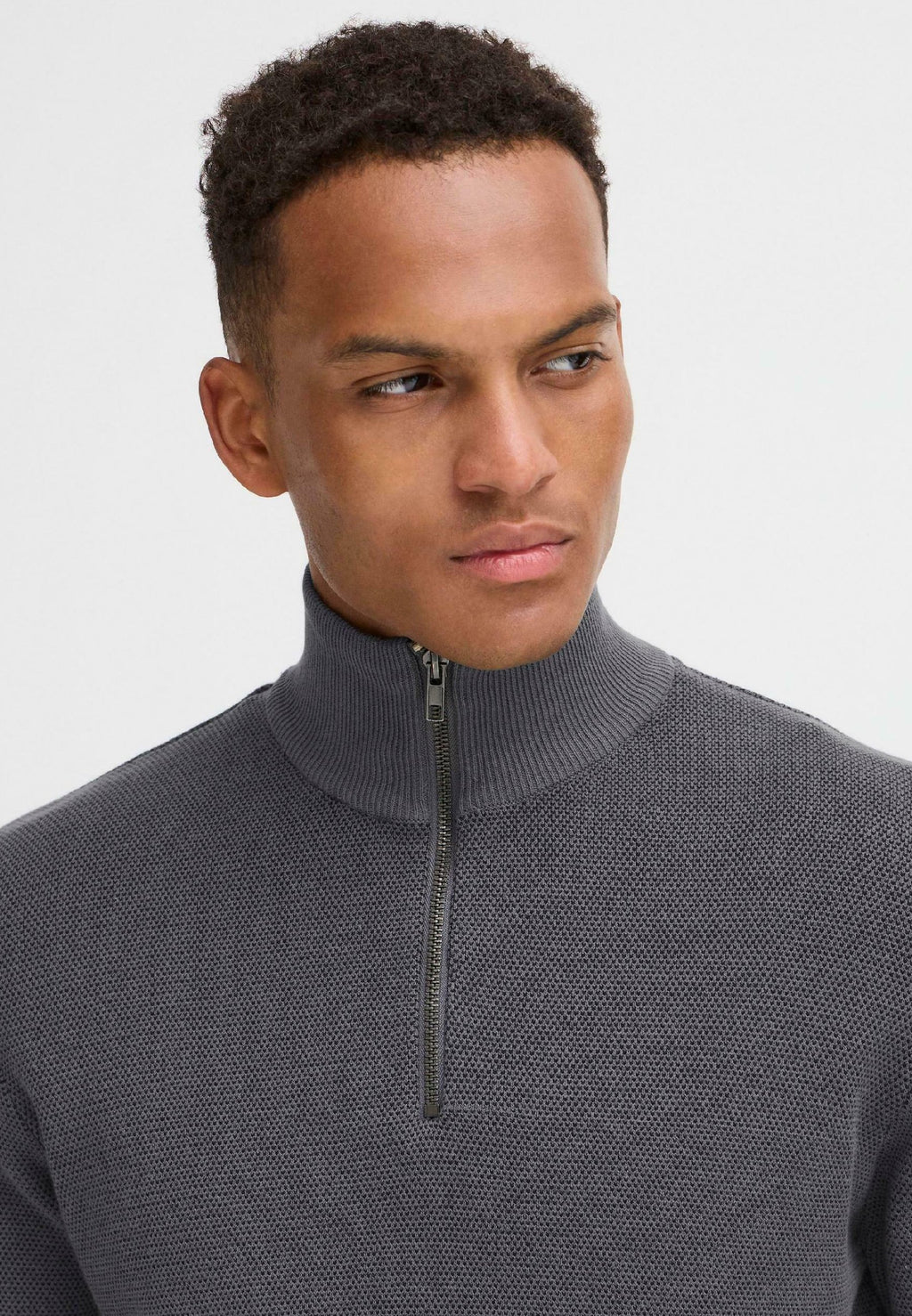 BHBAAL FINE KNIT TROYER Media 6
