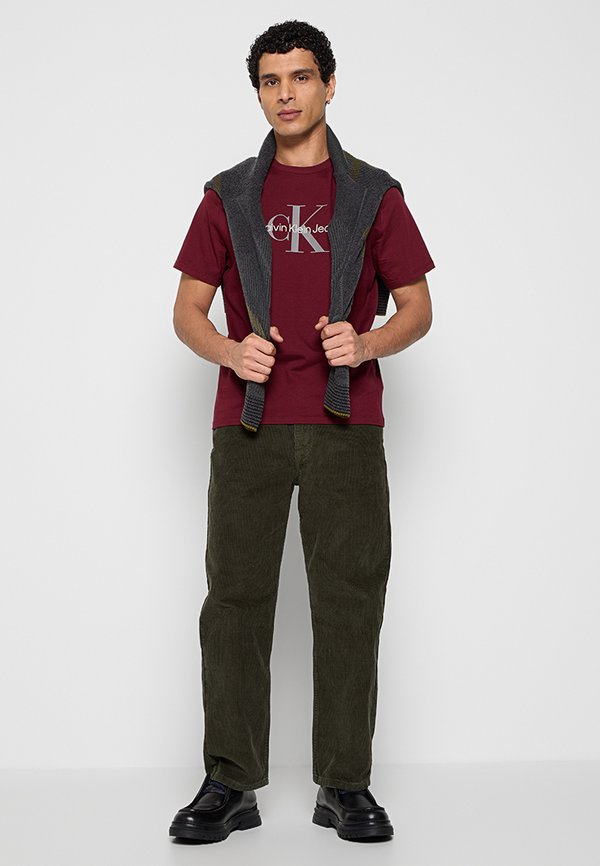Calvin Klein Jeans HERO