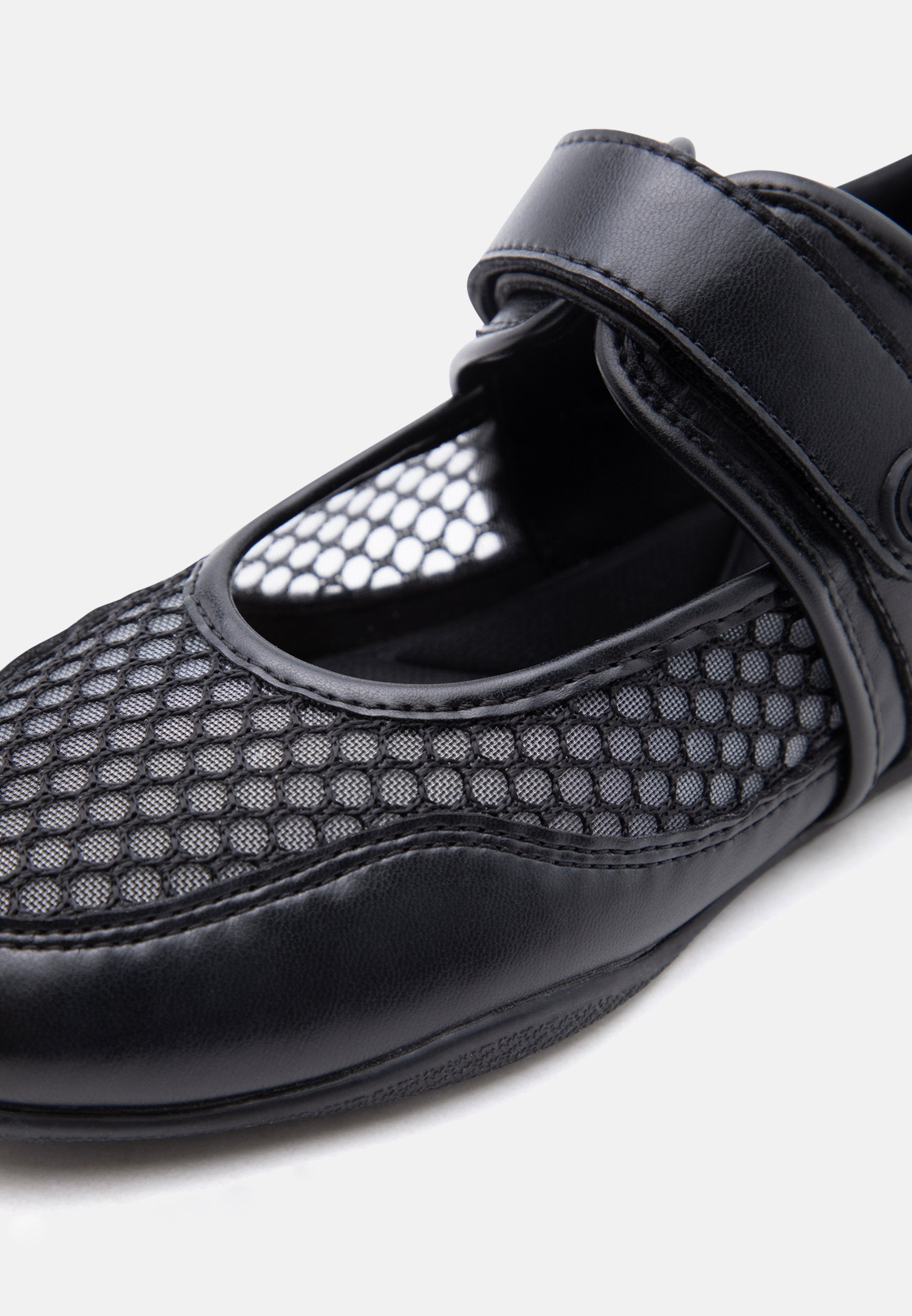 MICHAEL Michael Kors KYLER SLIP ON
