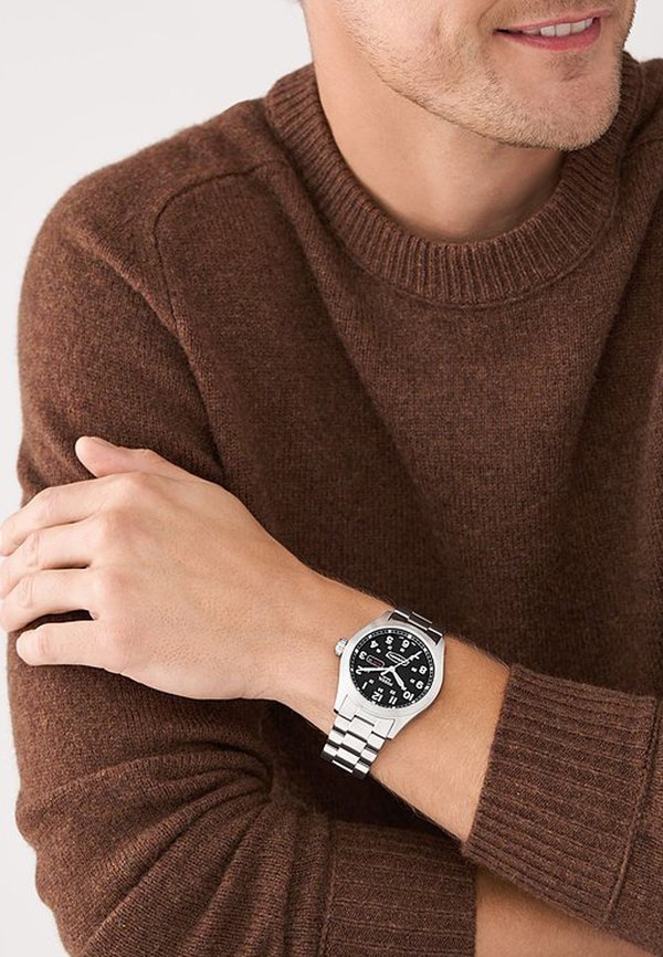 Fossil DEFENDER