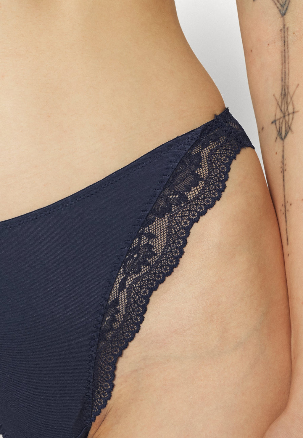 Lindex THONG LARA 3 PACK