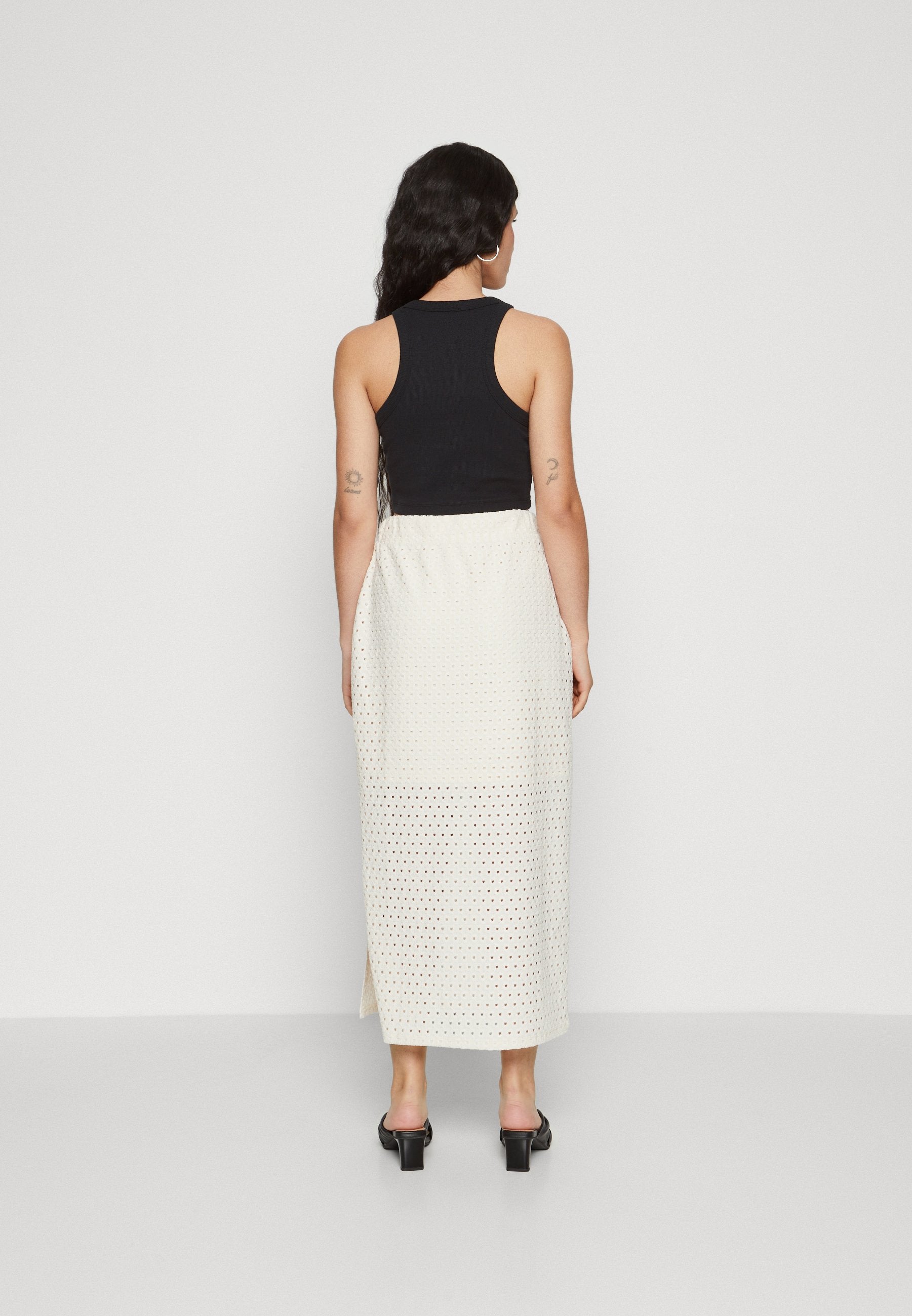 ONLMADELINE MIDI SKIRT Media 4