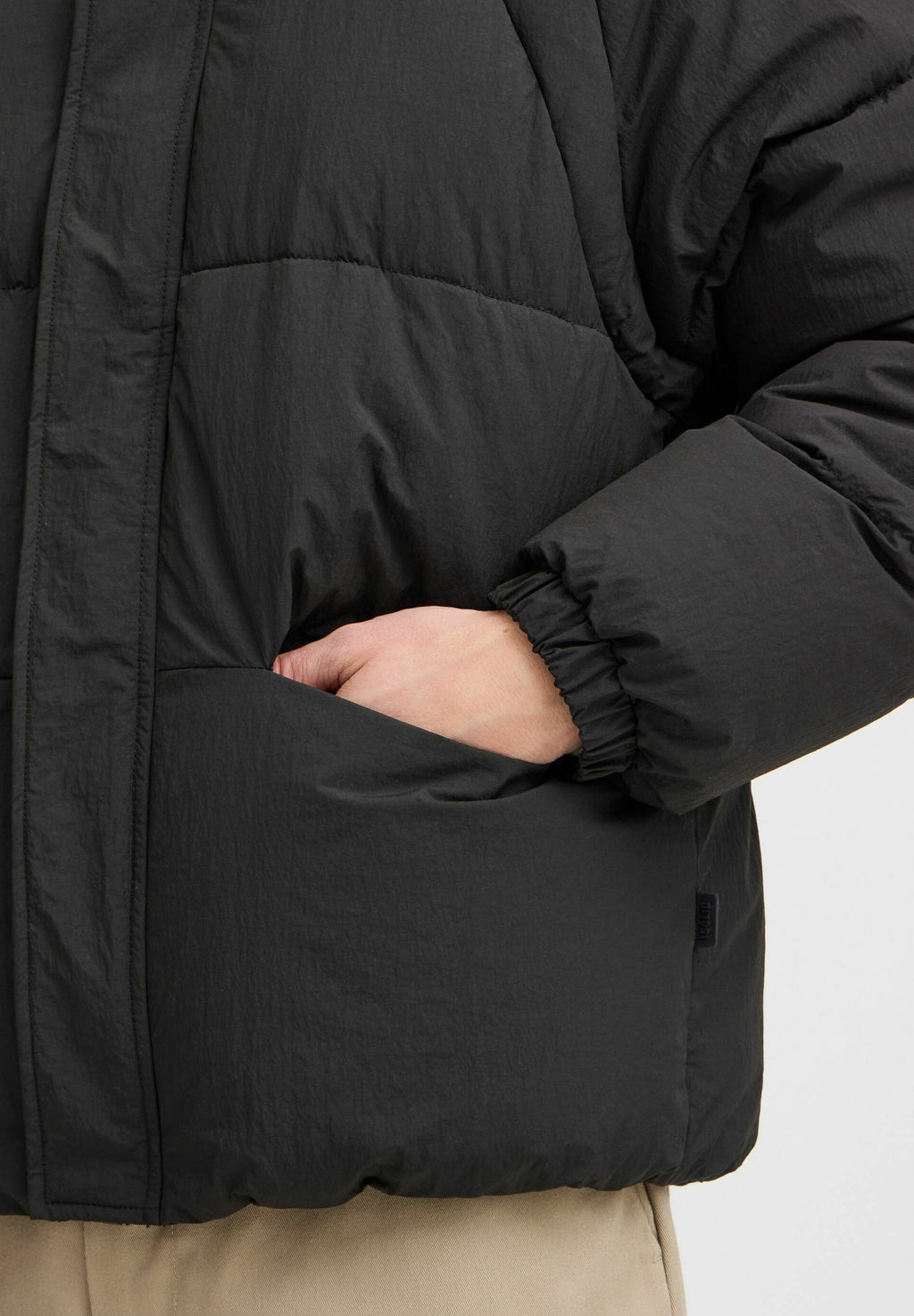 SDMILO PUFFER SHORT Media 6