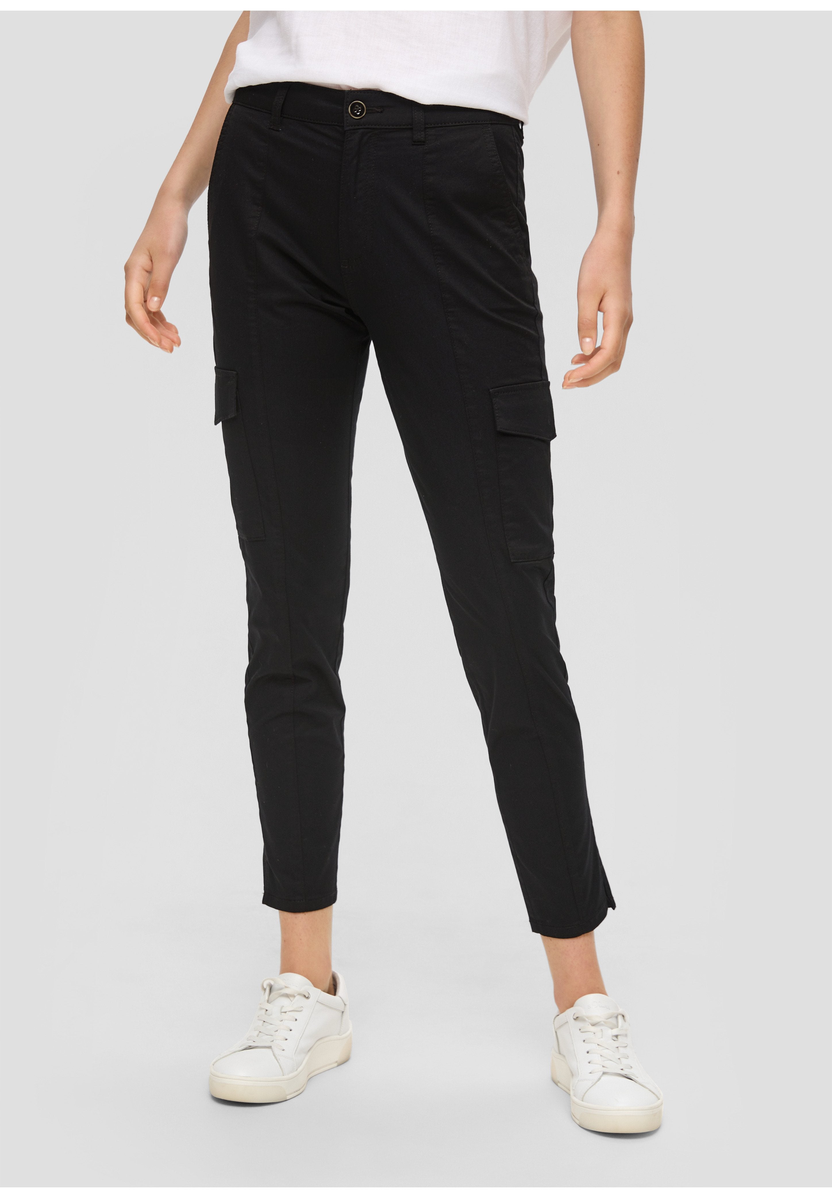 CHINOHOSE MIT CARGOTASCHEN Media 3