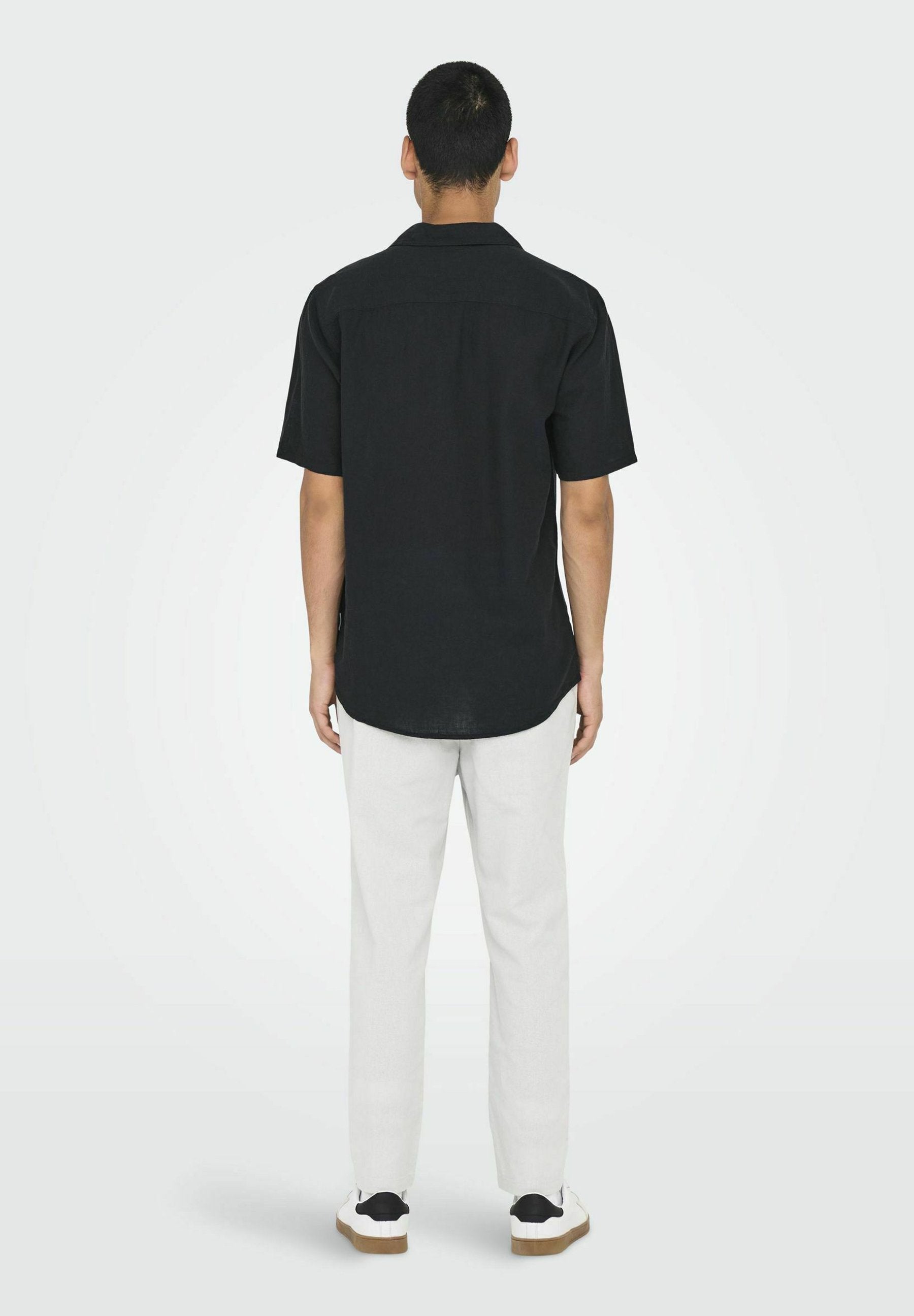 ONSCAIDEN Linen Media 4
