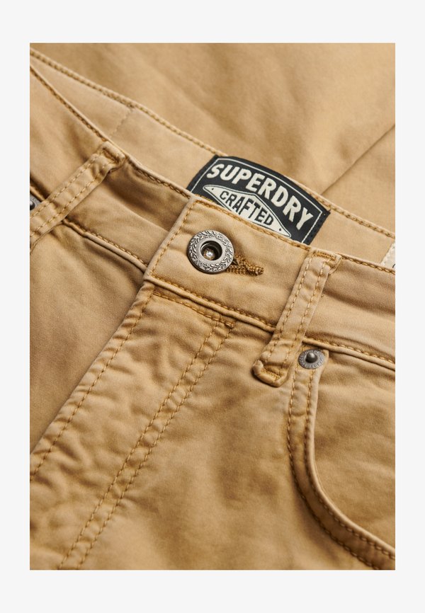 Superdry & Co THE MERCHANT STORE - FIVE POCKET - Slim fit jeans - american beige