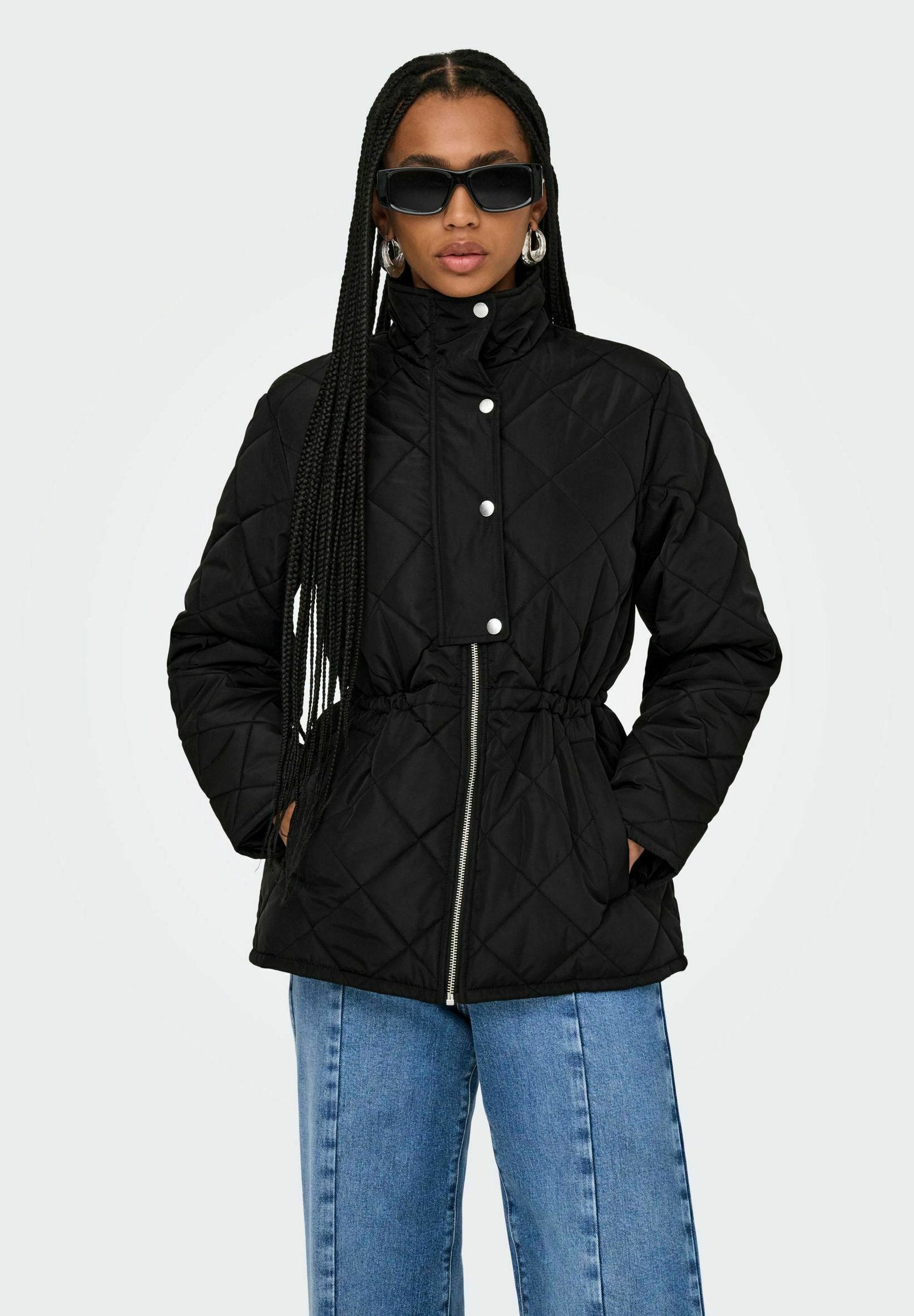 Quilted ONLINA Quilted Media 3