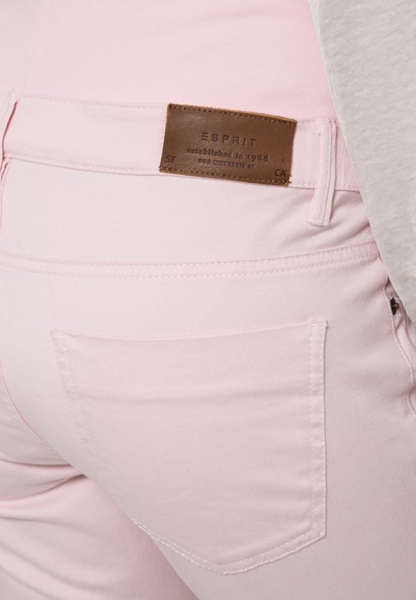 Esprit Maternity