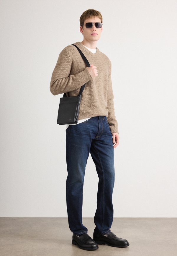 Calvin Klein Jeans SLIM