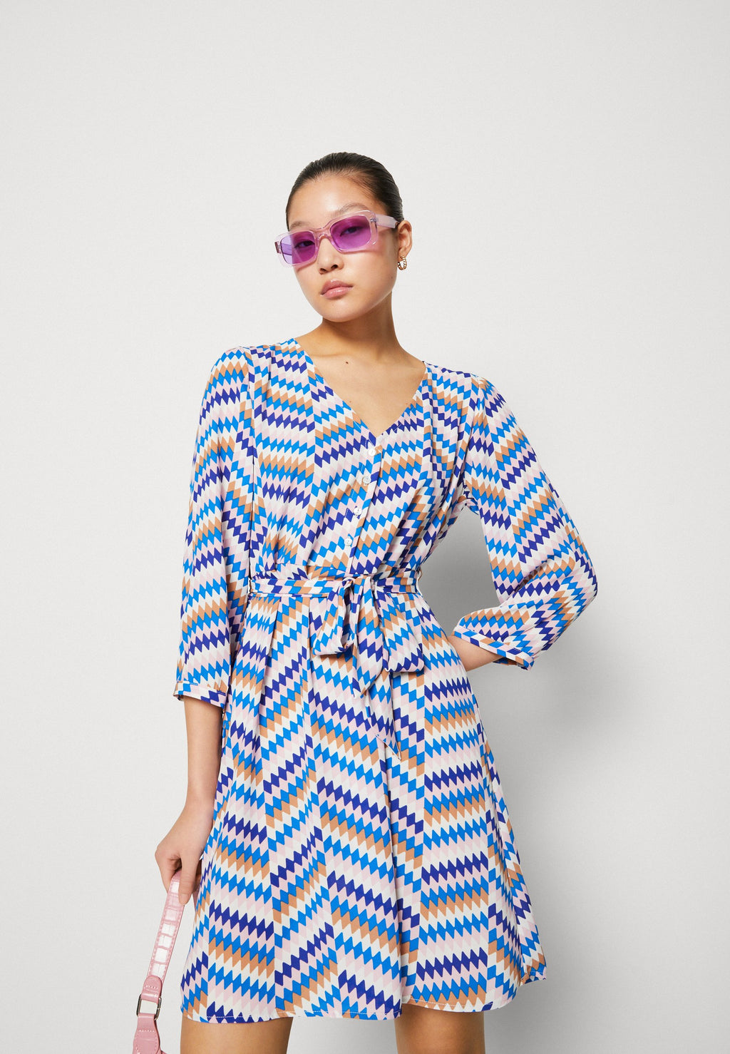 ONLSTELLA LIFE 3/4 V NECK DRESS Media 5