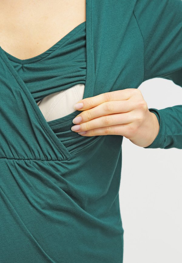Esprit Maternity